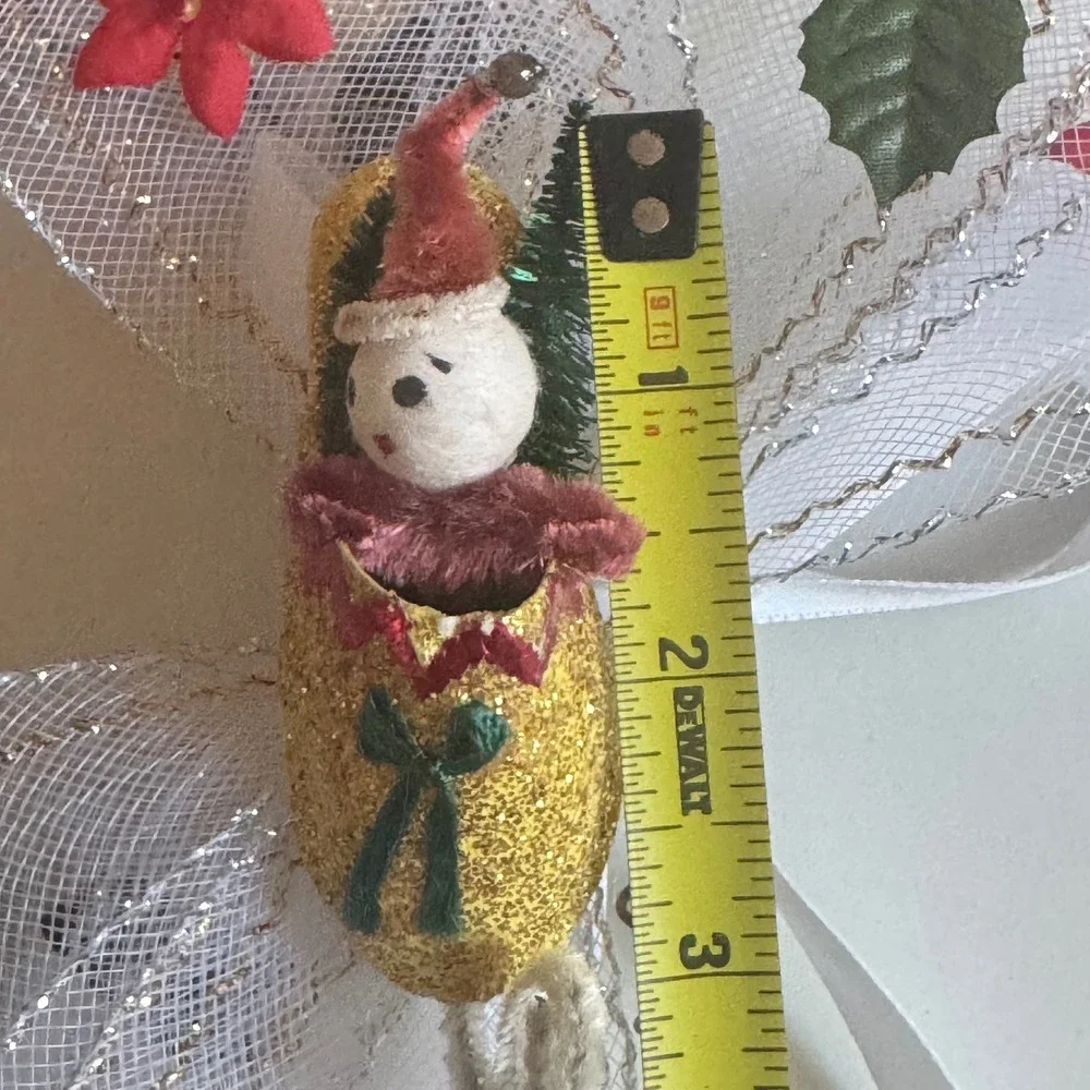 Vintage Christmas Wreath Spun Cotton Figures Japan Glitter elves 7 inch 1960's